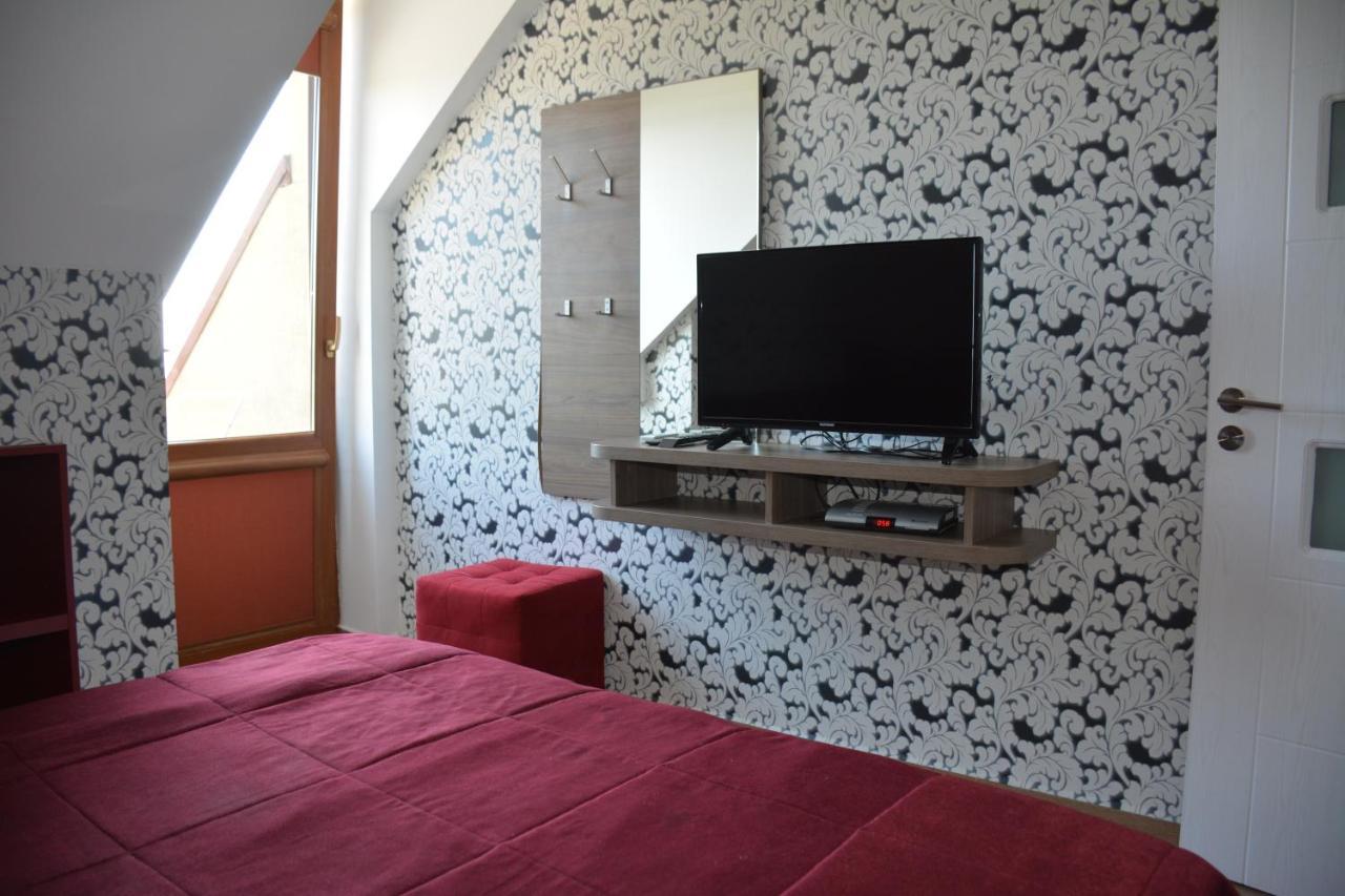 Complex Chayka Guest House Byala  Exterior foto